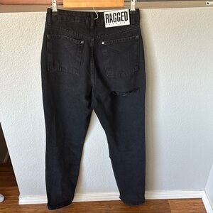 Ragged denim with butt slit